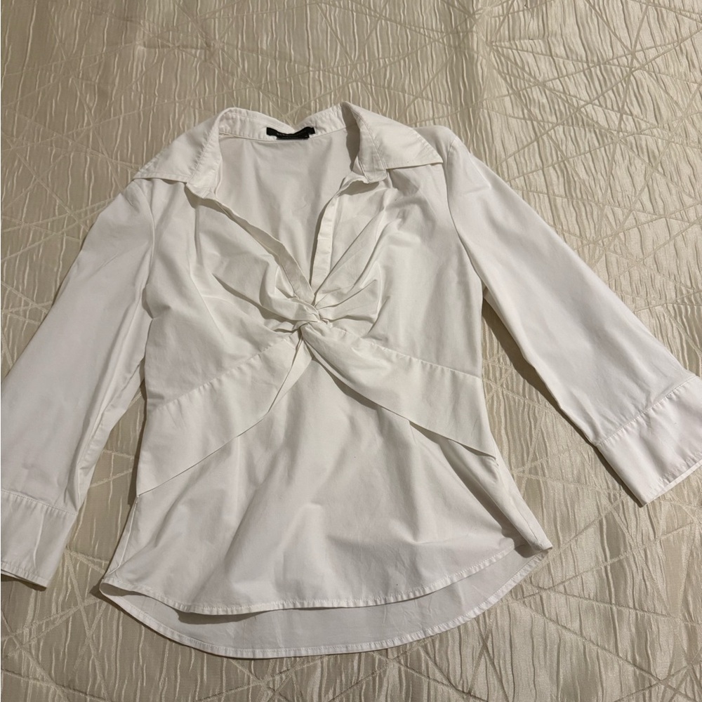 BCBGMaxAzria White Knot Front Blouse